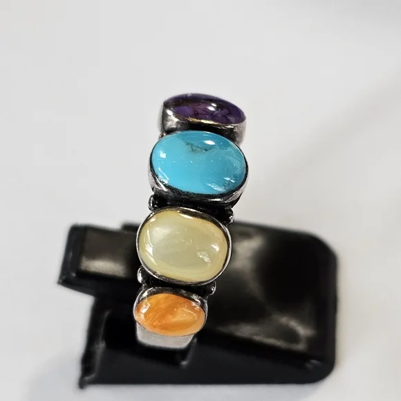 Vintage Southwest Style Ring Size 8! - Picture 4 of 9